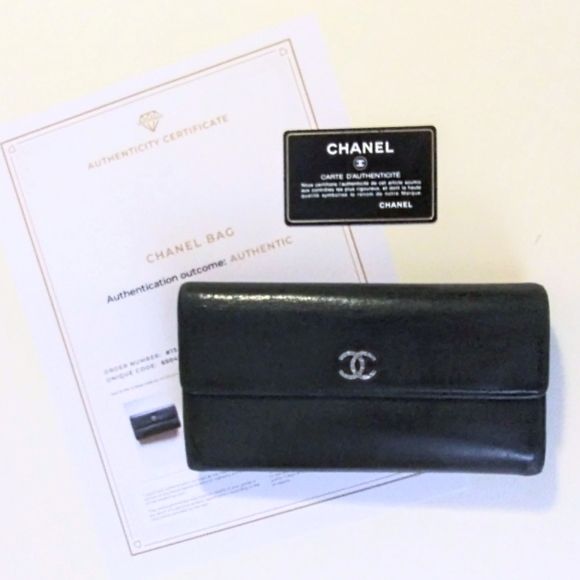 Chanel Caviar Long Black Wallet with CC Logo - Picture 1 of 14